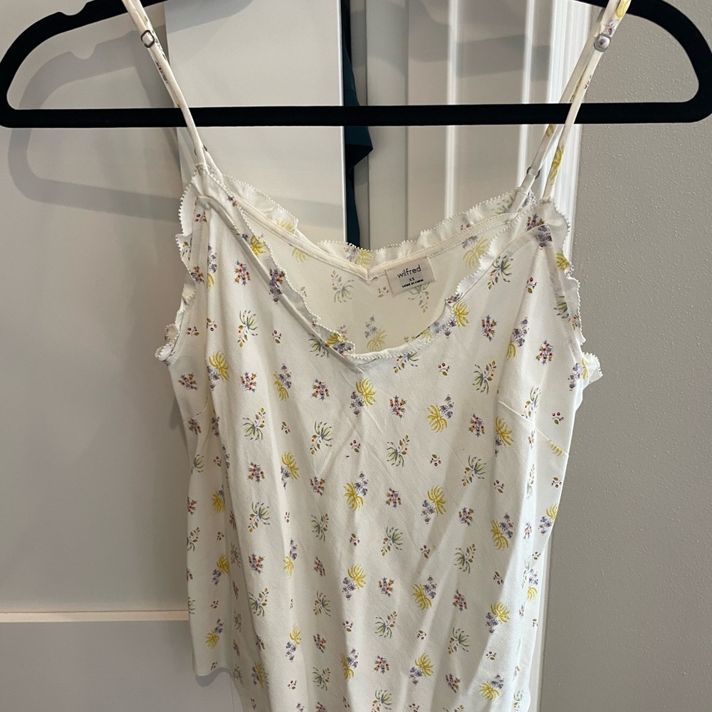 Wilfred (Aritzia) White Ruffled Sleeveless Camisole